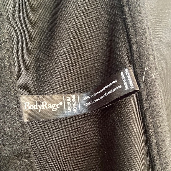 Elegant Black and Purple Lace Chemise - Picture 3 of 3